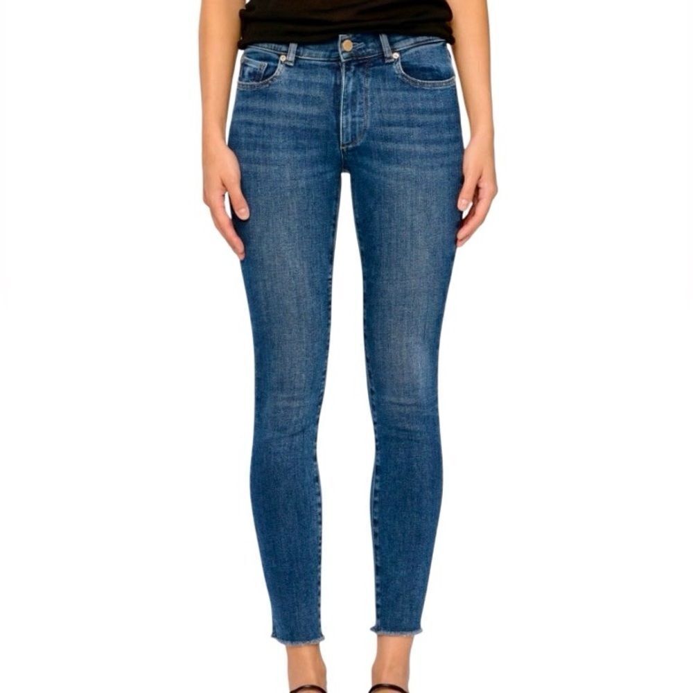 DL1961 Florence Cropped Raw Hem Mid Rise Skinny Jeans in Blue Wash Women’s 25